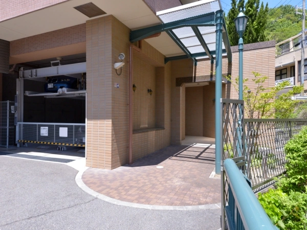 ファミール諏訪山ベアジュール