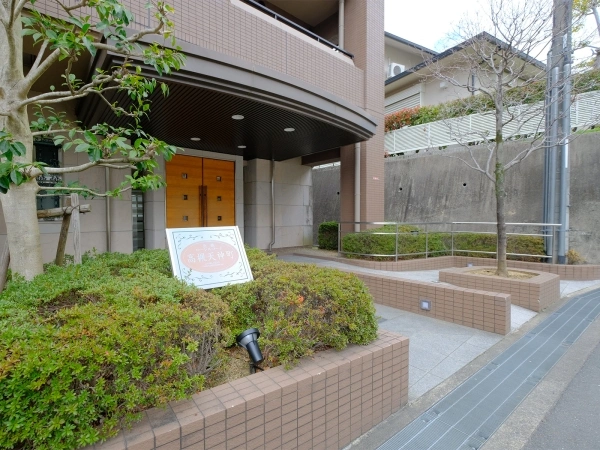 ローレルコート高槻天神町