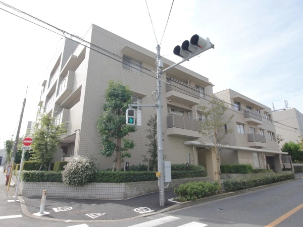 フェアロージュ世田谷弦巻