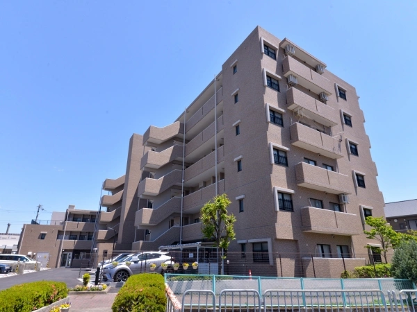 ロイヤルシャトー伊丹行基