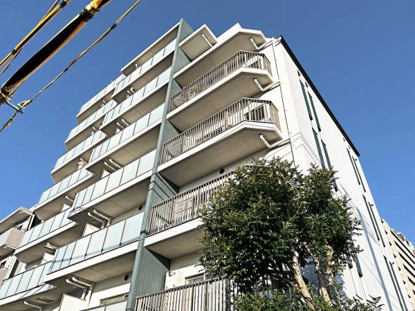 べリスタ下高井戸駅前