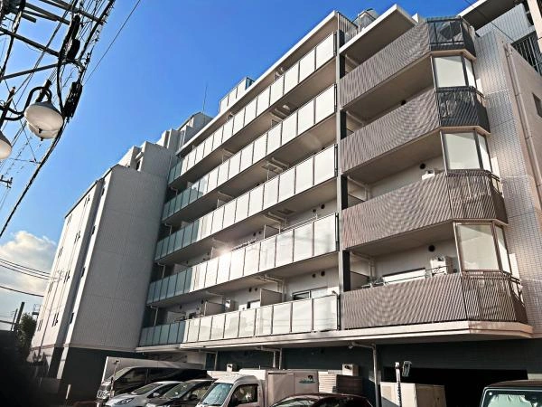 べリスタ下高井戸駅前