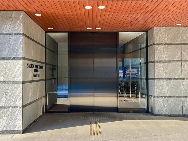 ステーションツインタワーズ糀谷　フロント・イースト