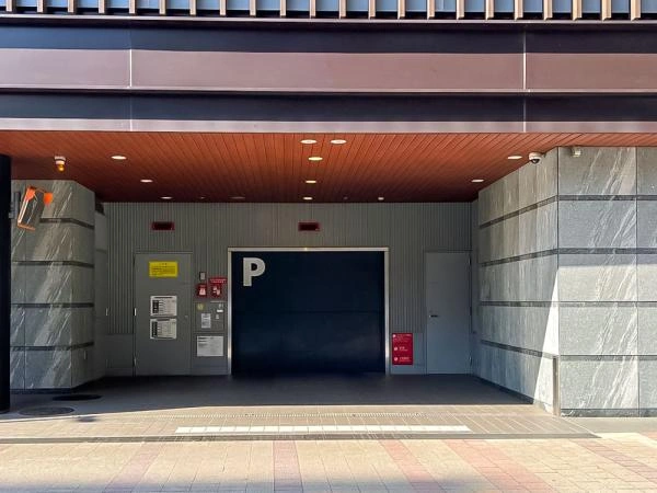 ステーションツインタワーズ糀谷　フロント・イースト