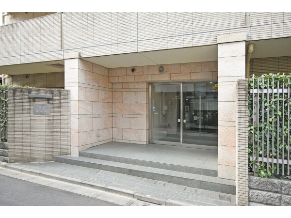 白金HOUSE