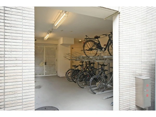 白金HOUSE
