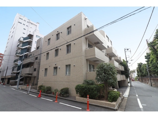 六本木サンハイツ