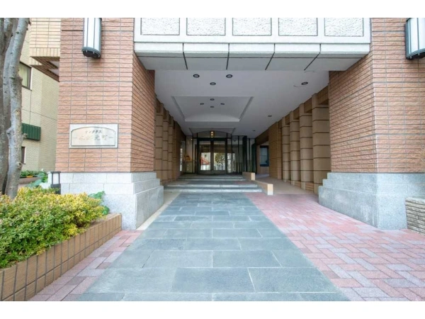 サンクタス本郷元町