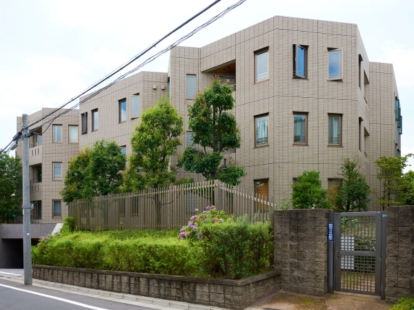 リジェ岡本