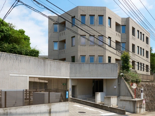 リジェ岡本