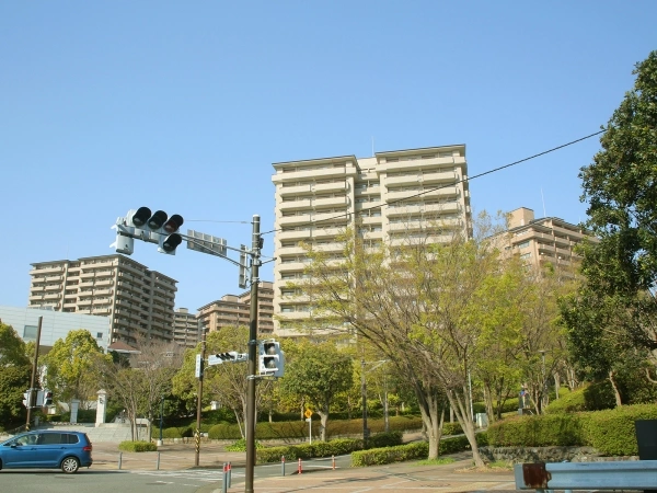 サンステージ緑園都市東の街