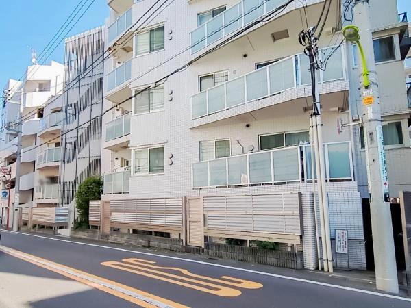 ラフィーネ深沢サクラテラス