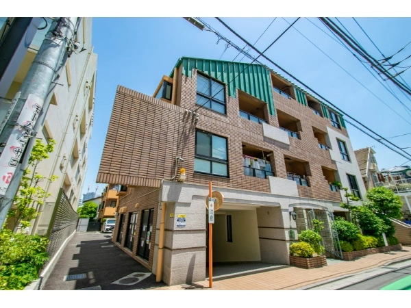 スターロワイヤル四谷大京町