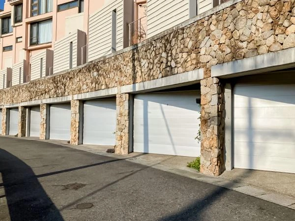 ティアラ・ガーデンシティ セントコート