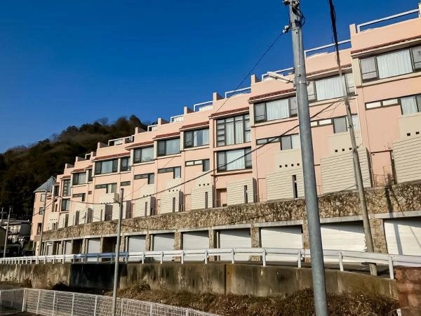 ティアラ・ガーデンシティ セントコート