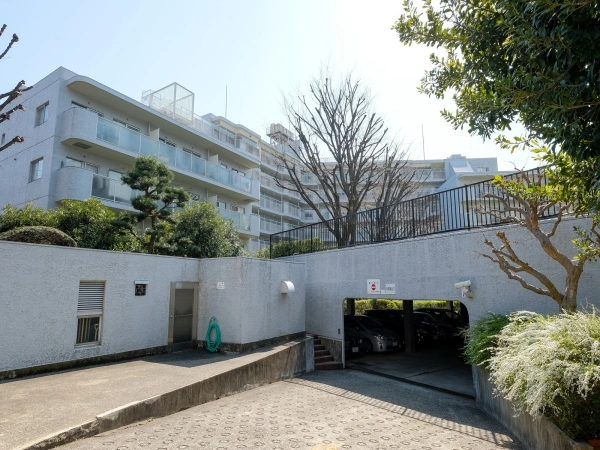 幡ヶ谷ハウス