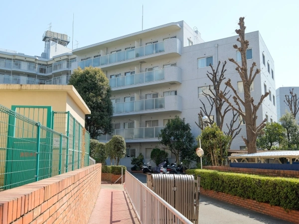 幡ヶ谷ハウス