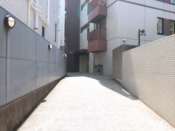 白金三光アンクレー