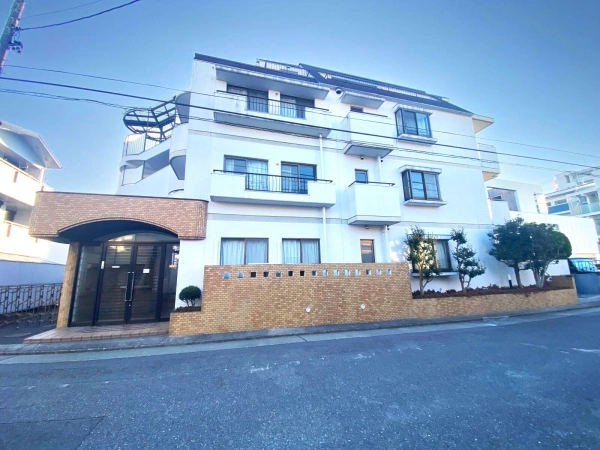 コープ野村桜山東