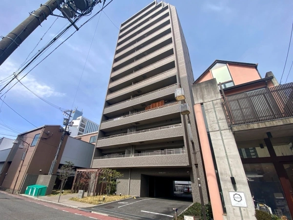 ステイツ代官町