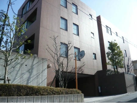 フェアロージュ神宮前