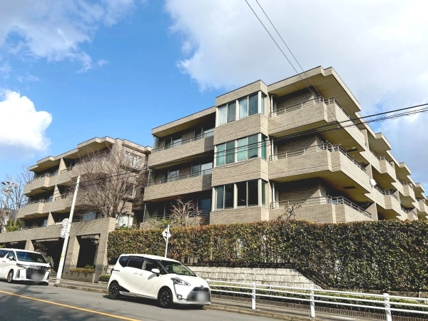 八事春山ヒルズ