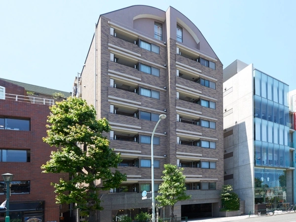 ファミールグラン神宮外苑前
