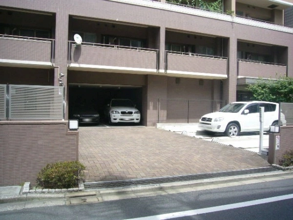 ファミール表参道ベルファース