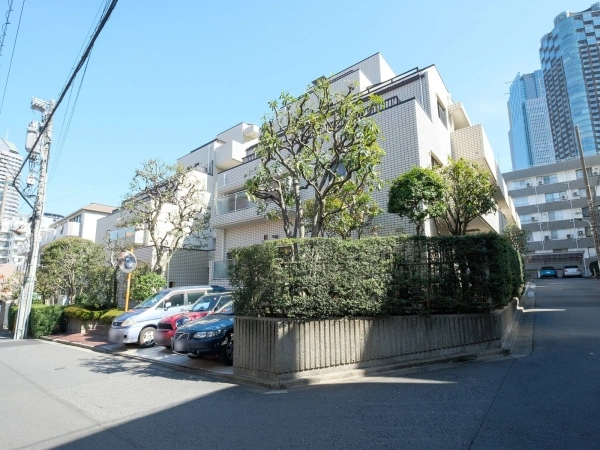 赤坂新坂ハウス