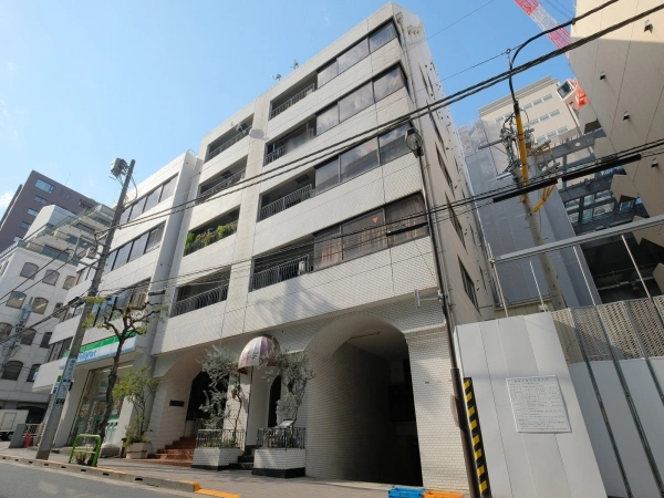 半蔵門ハウス