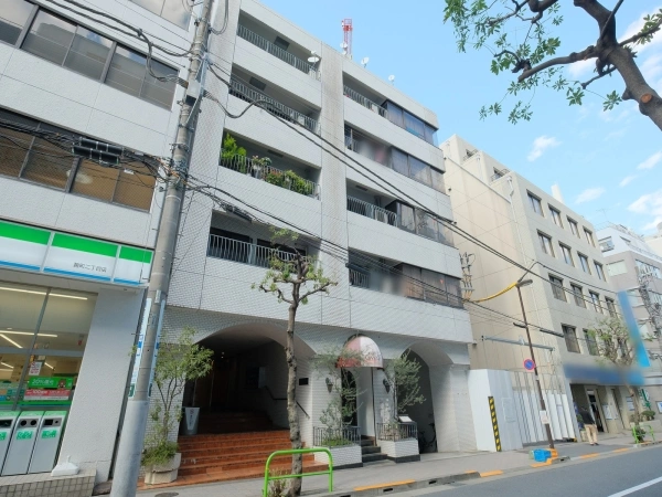 半蔵門ハウス