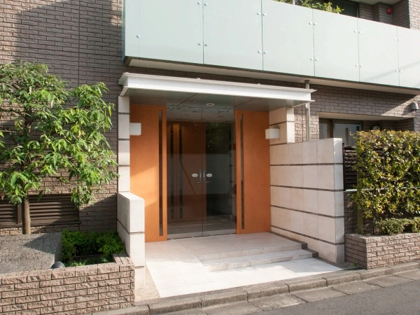 ファミールグラン神宮前