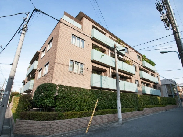 ファミールグラン神宮前