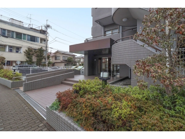 バームステージ国分寺