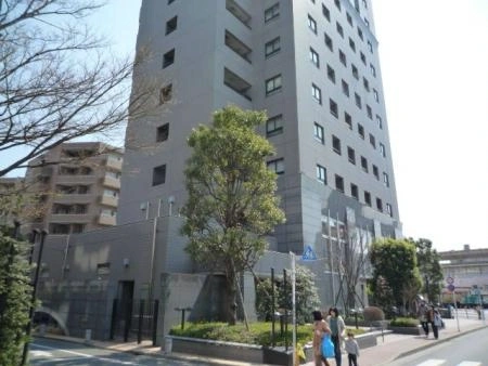 プラース国立壱番館