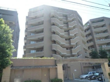 ガーデンズ国立東館・西館