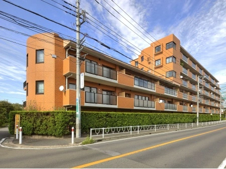 ハイホーム東林間