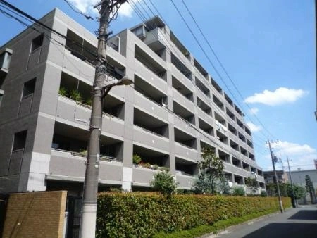 レクセルプラッツァ国立