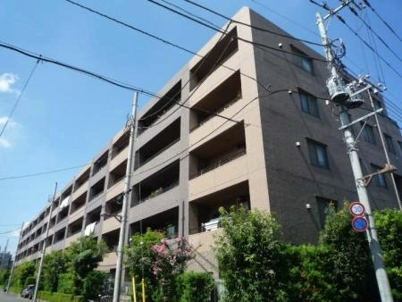 レクセルプラッツァ国立