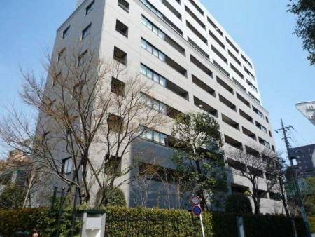 プラース国立弐番館