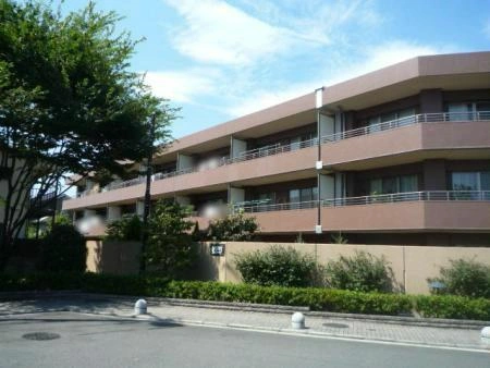 若葉の杜　コスモガーデンズ