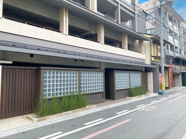 ザ・リソシエ堺町二条