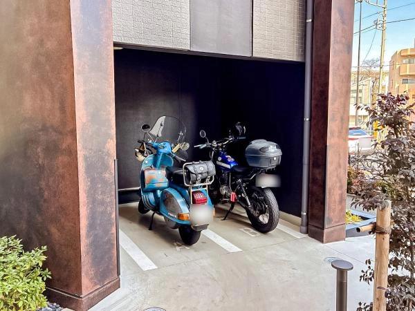 ズーム方南町 バイク置場