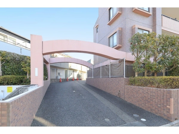 聖蹟桜ヶ丘第2ダイヤモンドマンション 敷地内