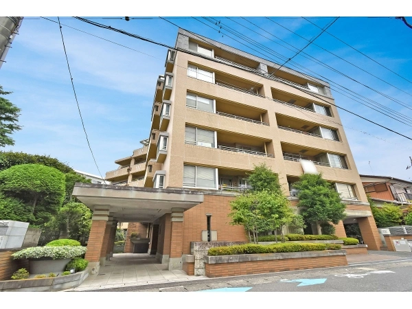 小田急コアロード向ヶ丘遊園
