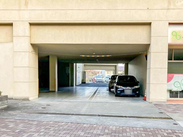 フェリズ南大沢ユーロヒルズ