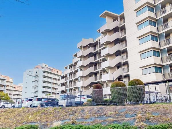 フェリズ南大沢ユーロヒルズ