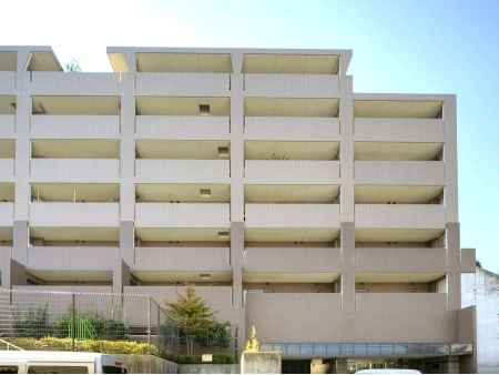 プレール鎌倉岡本