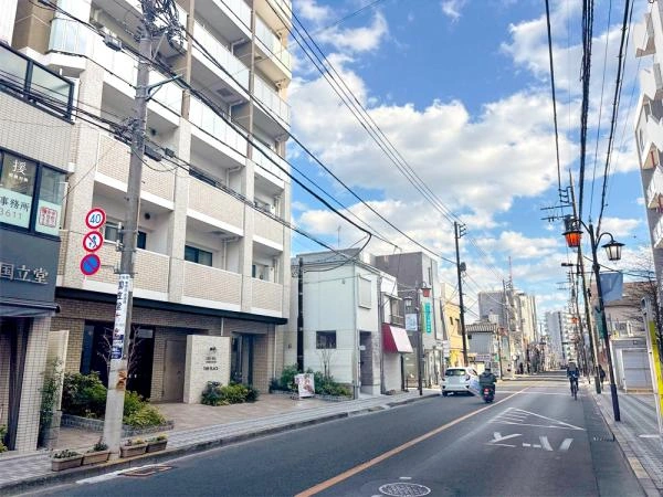 グローベル国立ザ・プレイス