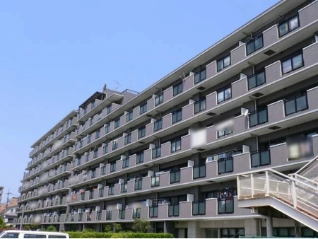 ファミール三鷹グランデージ